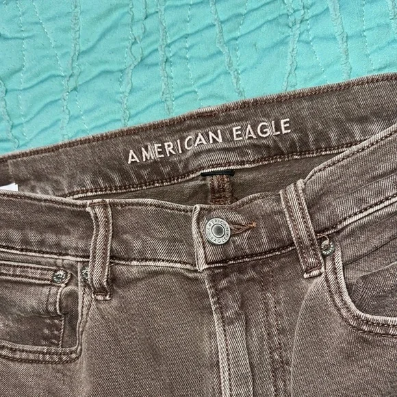 American Eagle sz 8 long Brown Denim Jeans EUC - Picture 3 of 6